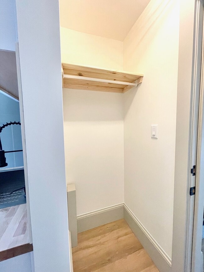 Photo - 621 Duplex Unit 3