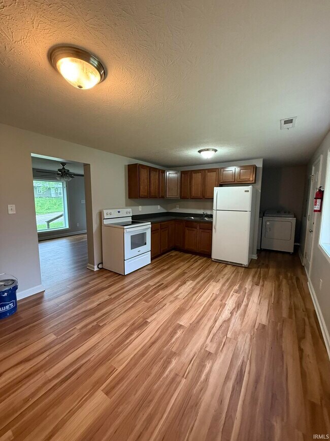 Photo - 1014 N Orris Dr