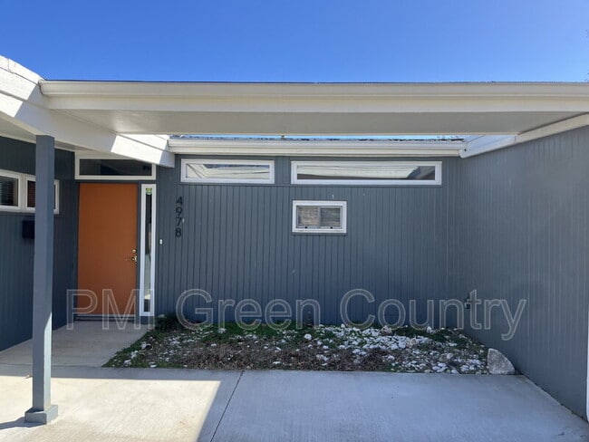 Photo - 4978 E 26th St