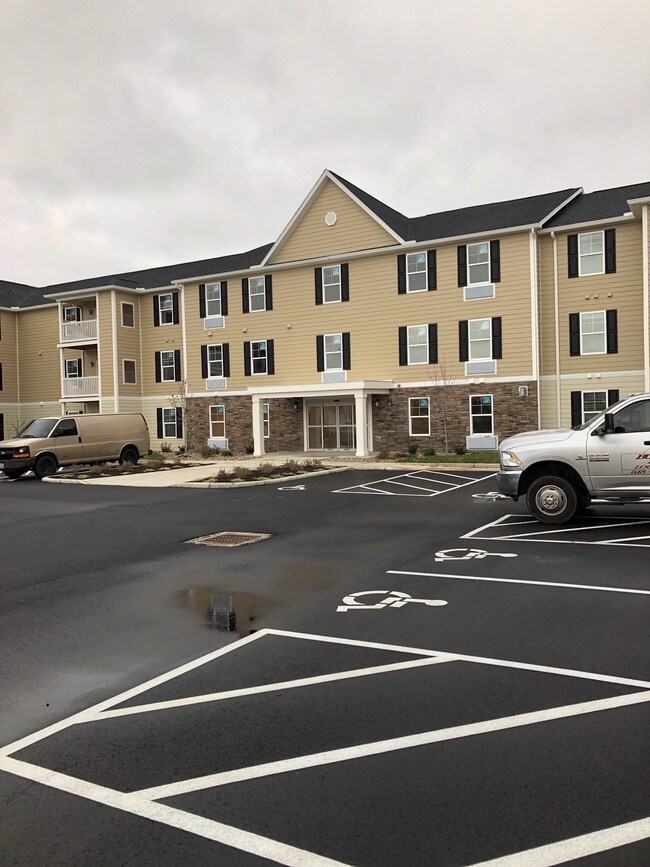 Lakeview Senior Apartments For Rent in Beavercreek, OH