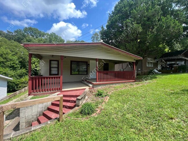 Photo - 1029 Waverly St House