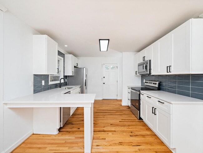 Photo - 2312 Sheffield Rd