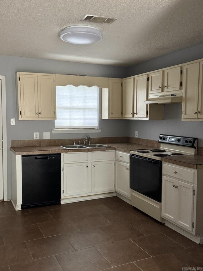 Photo - 72 Pinto Trail