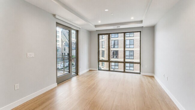 Photo - 1224 M St NW Unit 304