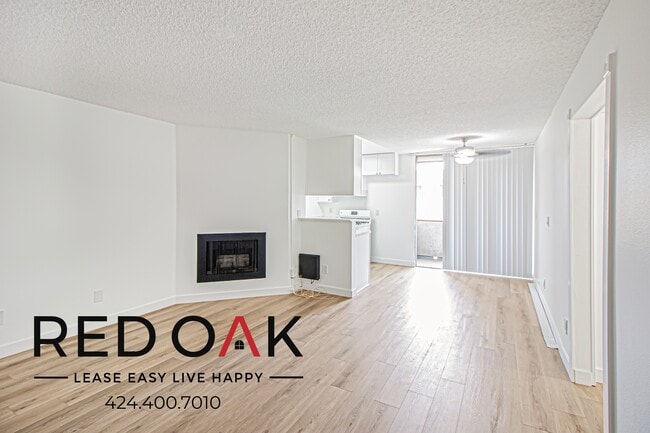 Photo - 8309 Cedros Ave Unidad 310