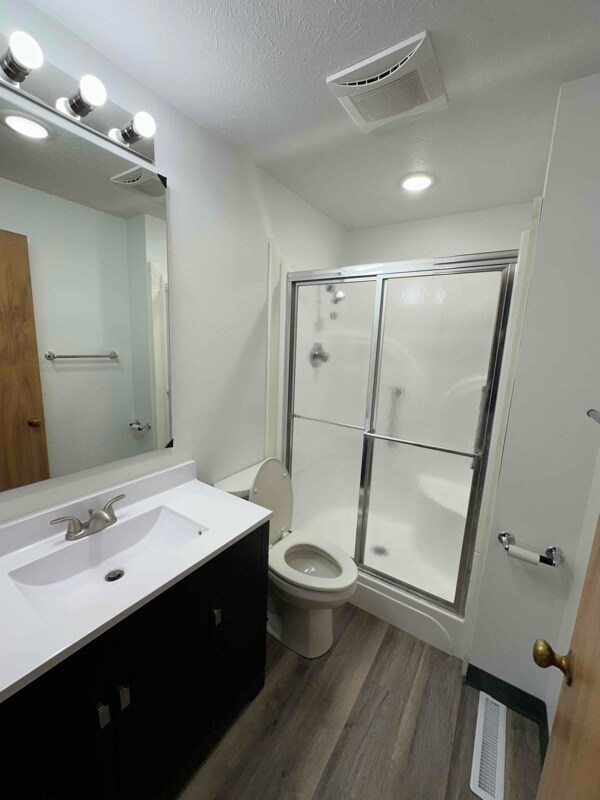 Photo - 430 2nd St NW