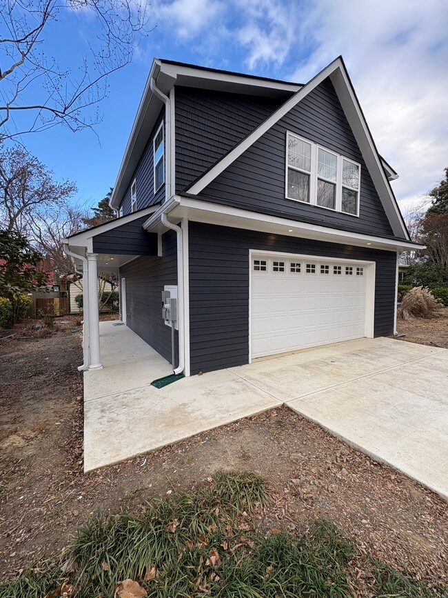 Photo - 3600 Moss Side Ave Unit B