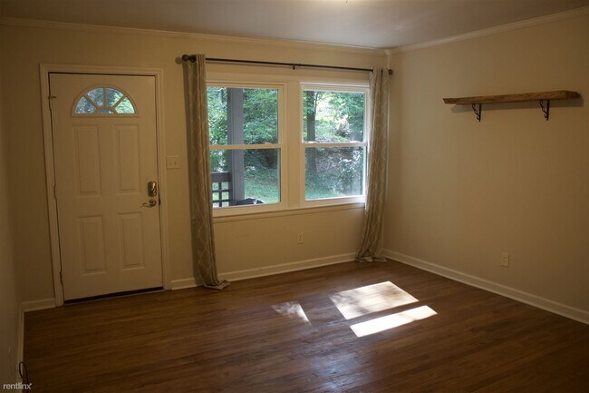Photo - 4 br, 2 bath Duplex - 361 College Circle U...