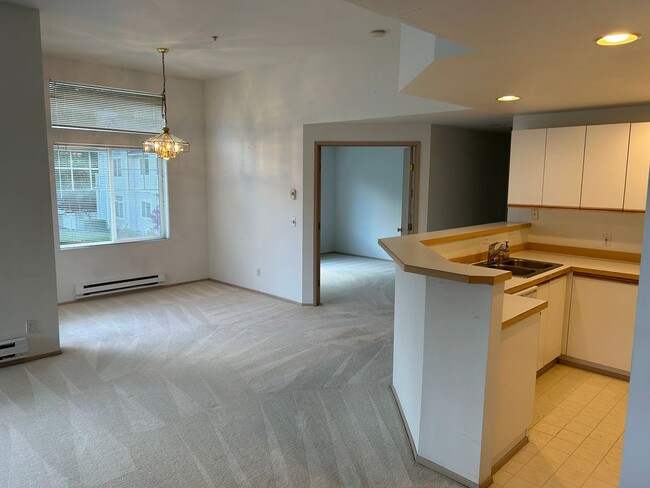 Photo - 2 Bed, 2 bath Condo w/garage in West Bay at The Lakes in Kent, $2550/mo.