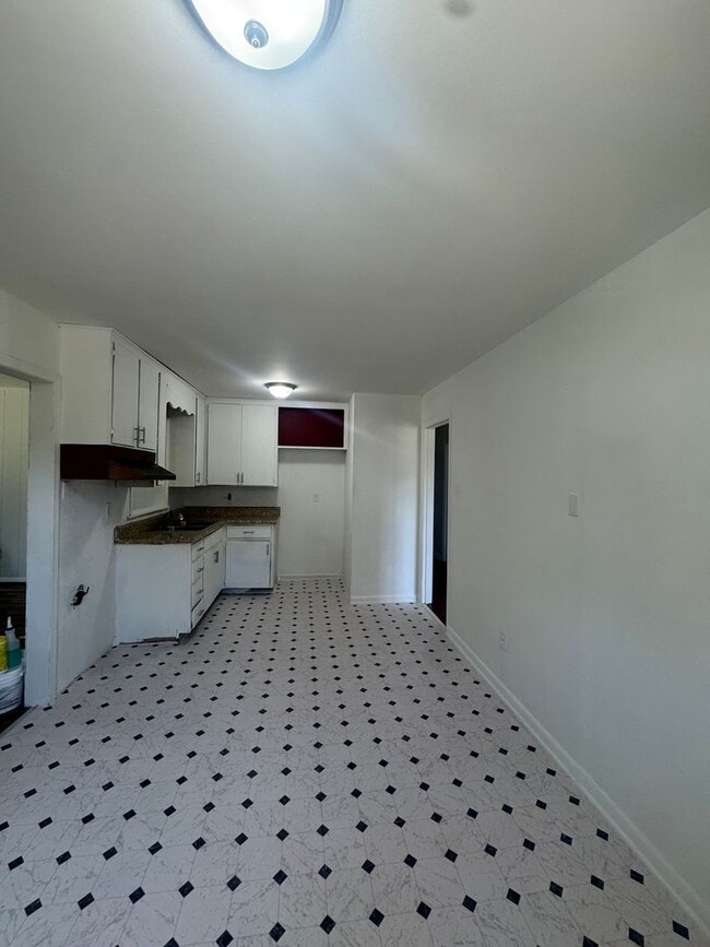 Photo - 3055 Alta Rd