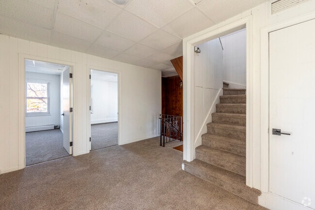 36 High Street - 2nd Floor