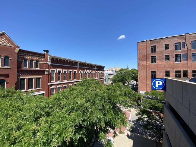 Photo - 83 Hanover St Unidad 301