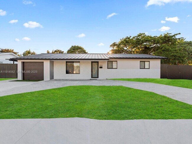 Photo - 19850 Franjo Rd