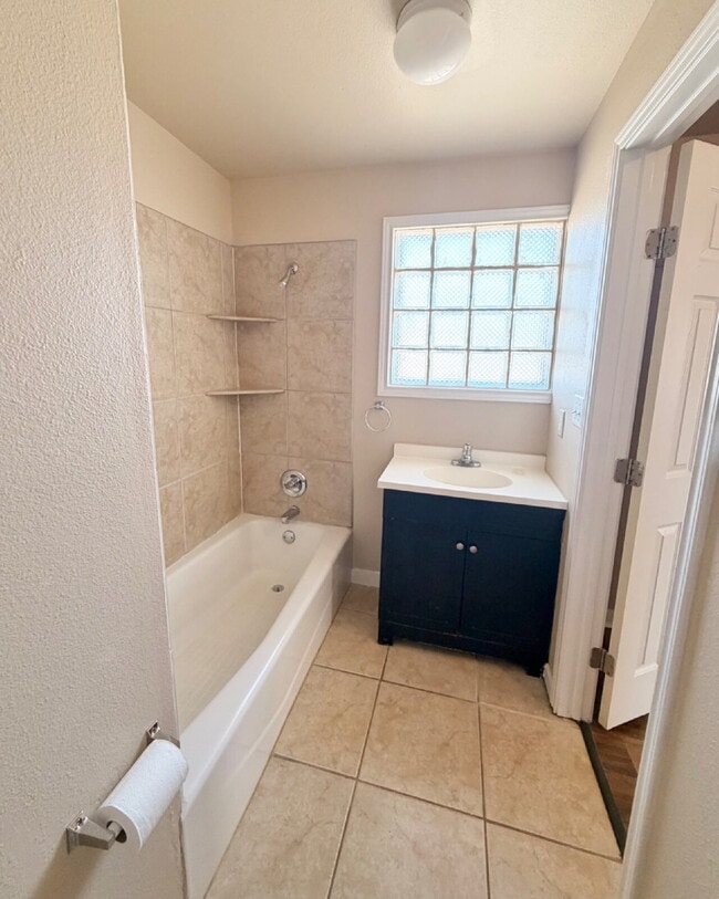 Photo - "Charming 3-Bed, 2-Bath Lubbock Home with Spacious 1176 Sq Ft Layout!"