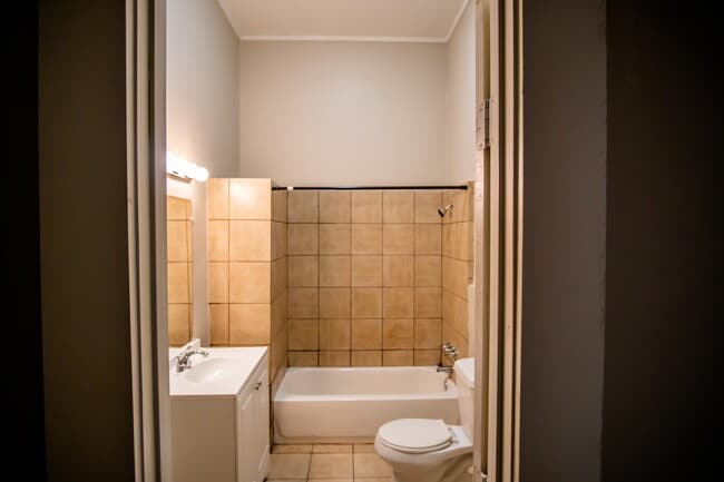 Photo - 509 5th St Unit 509 B
