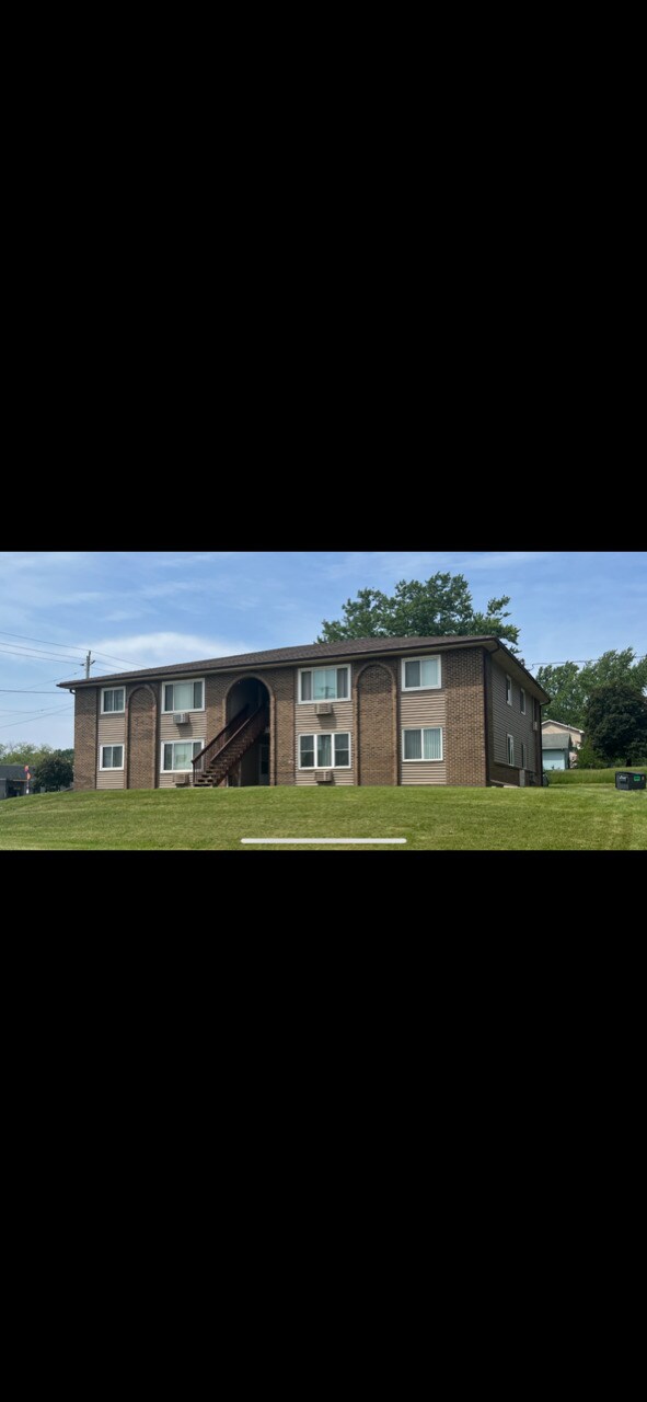 Photo - 3274 E Euclid Ave