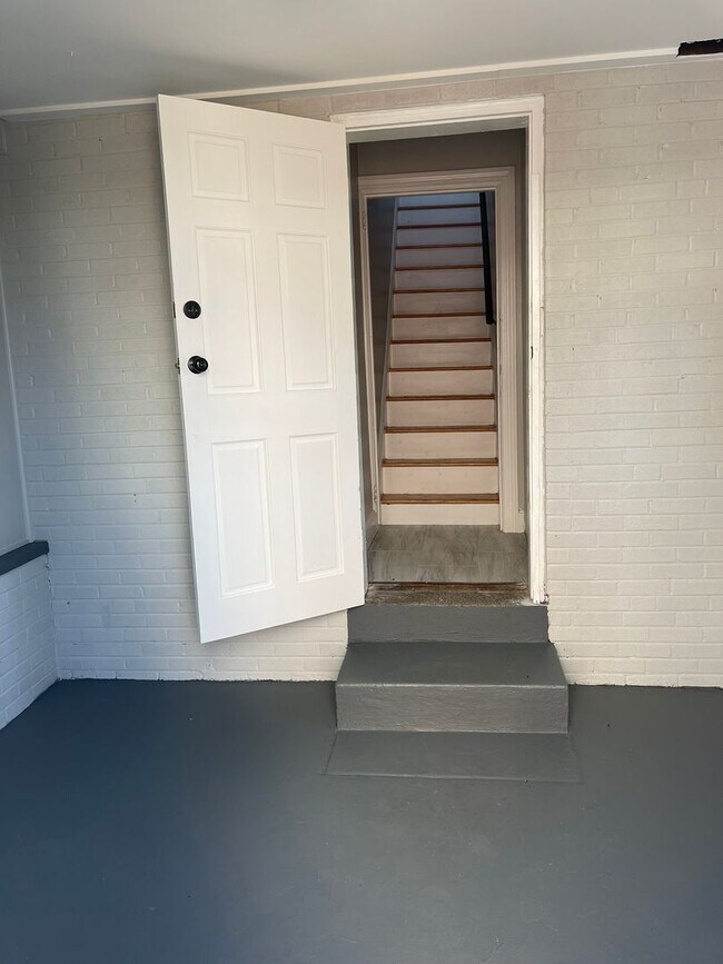 Cleland Heights Townhome Townhome Rental in Wilmington DE