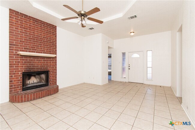 Photo - 5009 James Loop