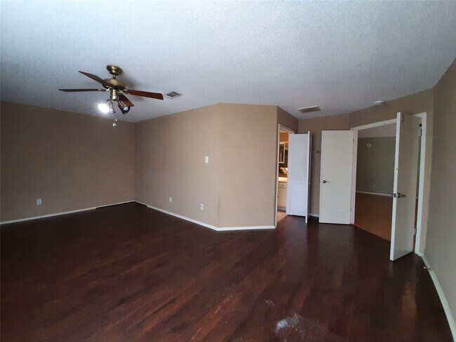 Photo - 25531 Chapel Ridge Ln