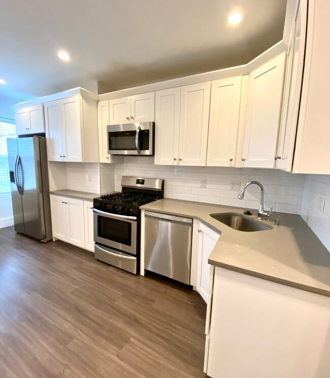Photo - 145 Cottage St Unit 3