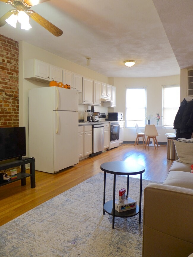 Photo - 15 Eldora St