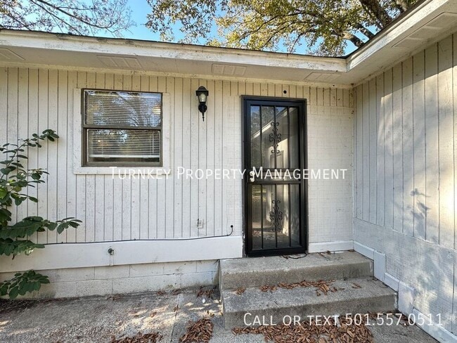 Photo - 361 N Oak Ct