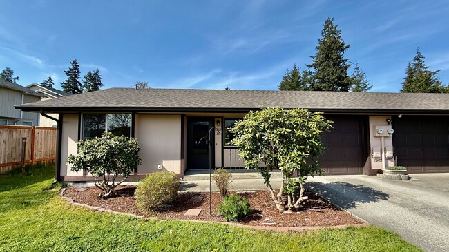 Two Bedroom Townhome with Yard & Attached ... - Two Bedroom Townhome with Yard & Attached ...