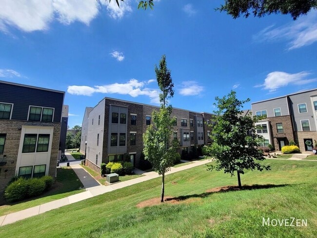 Photo - 320 Chattooga Wy