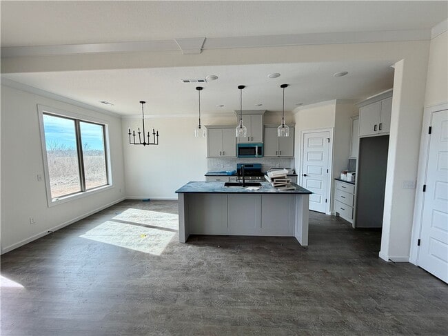 Photo - 1909 Farmer St