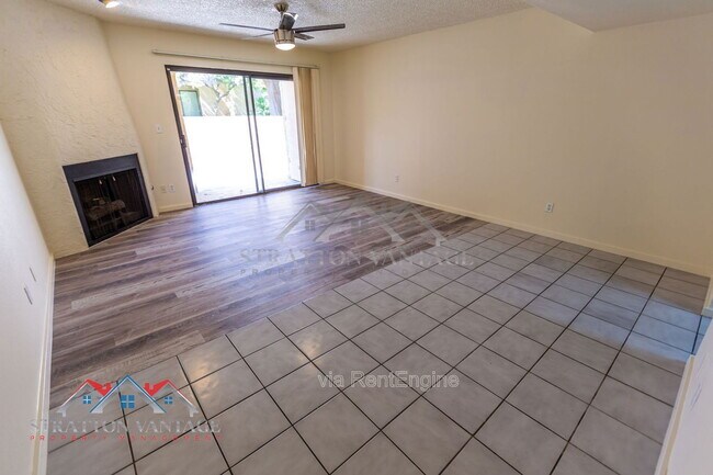 Photo - 2165 E University Dr