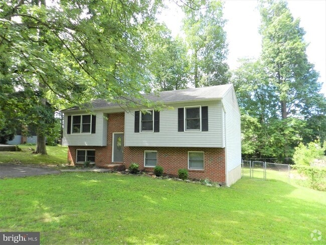 Building Photo - 7100 Plantation Forest Dr Rental