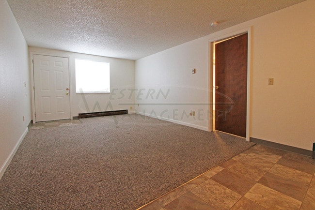 Building Photo - 937 N 17th St