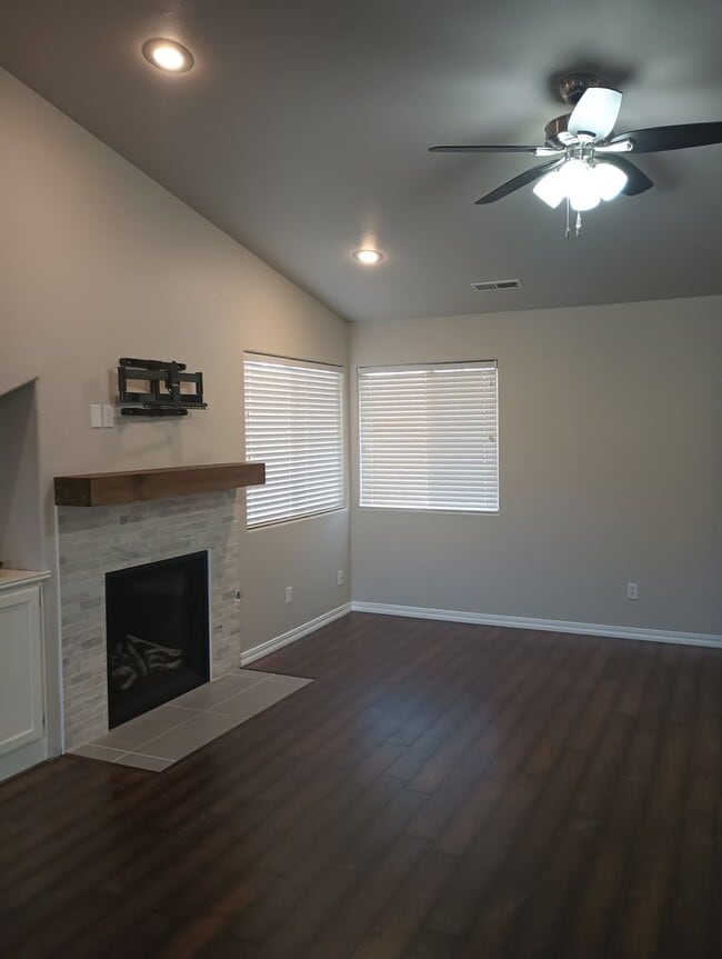 Photo - 4006 W 150 N