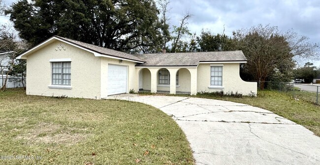 Building Photo - 8046 Triumph Ln Rental