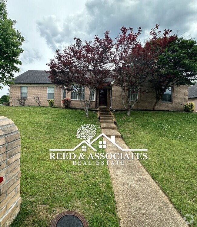 Building Photo - 3 Bedroom in Lakeland Rental
