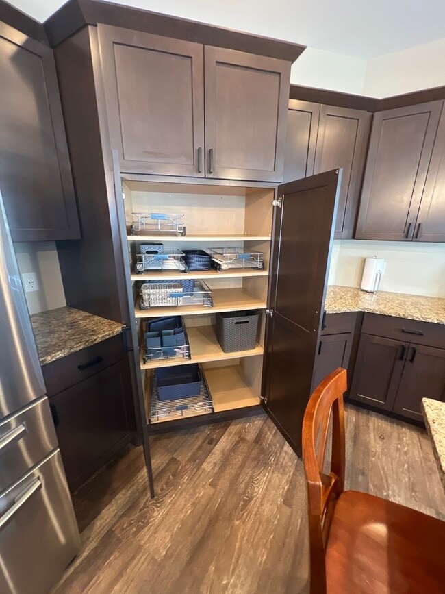 Photo - 8916 Pine Hollow Pl