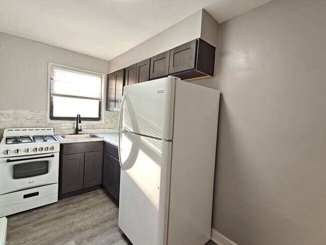 Photo - 131 Forest Ave Unit 2A