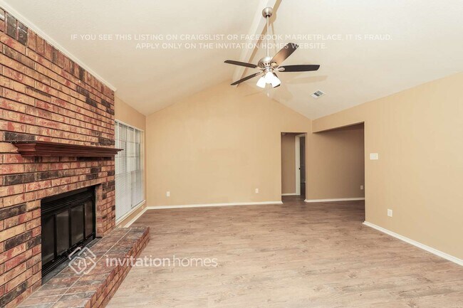Photo - 1337 Greenbriar Ln