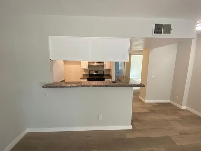 Photo - 8603 Fenwick St