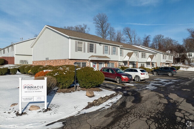 Pinnacle Townhomes