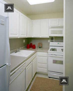 Building Photo - 2 bedroom in Brookline MA 02446 Unit 846 Rental