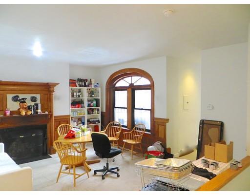 Photo - 39 St Botolph St Unit 4
