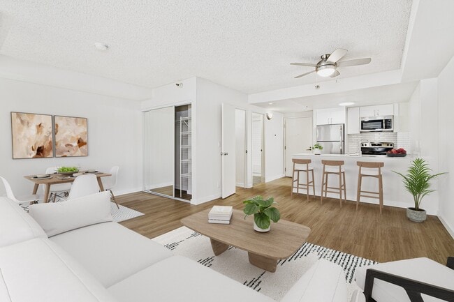 Photo - Geary Courtyard Apartments