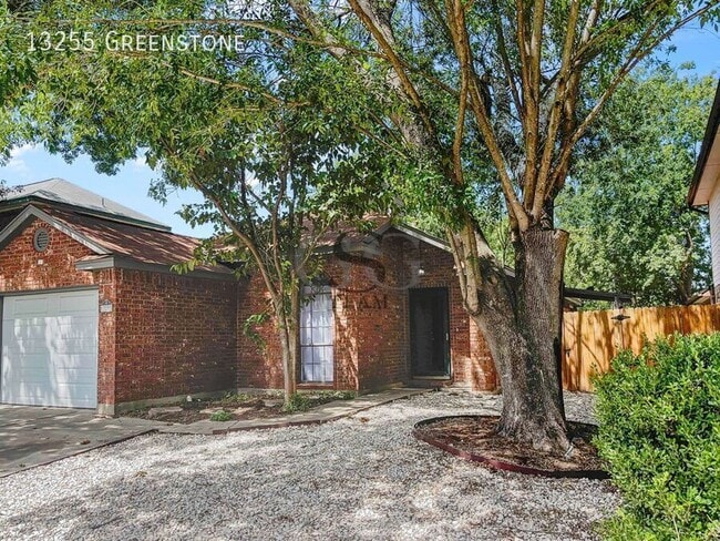 Photo - 13255 Greenstone-