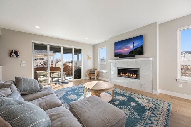 Photo - 702 Delechant Dr