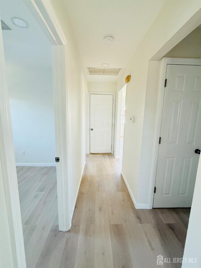 Photo - 54 Bergen St