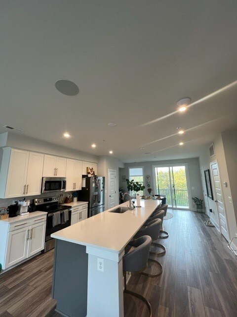 Photo - 5234 Old Main St