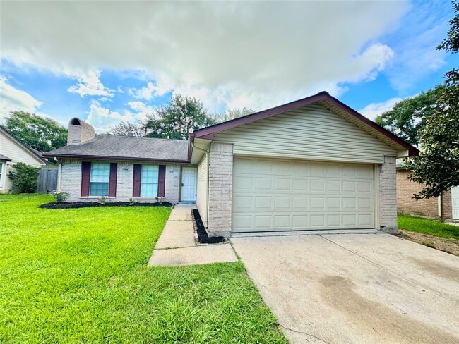 Building Photo - 2511 Maple Tree Ct