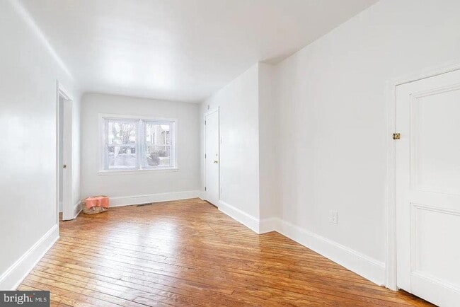 Photo - 47 W Central Ave