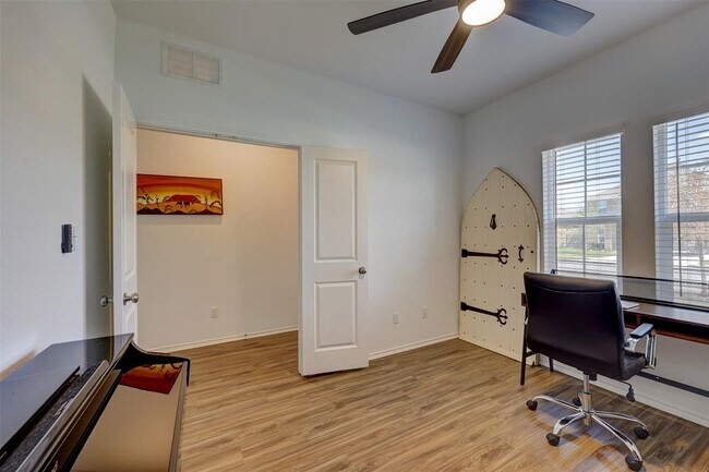 Photo - 432 Wolf Springs Rd